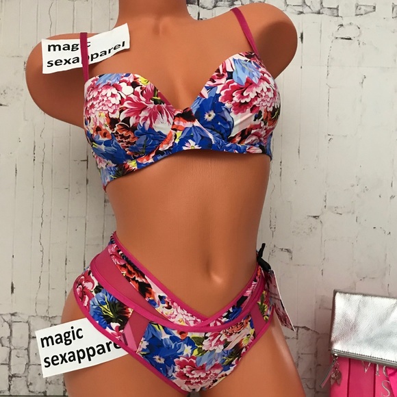 Victoria's Secret Other - VS 32D FASHION SHOW BRA PANTY SET MARY KATRANTZOU